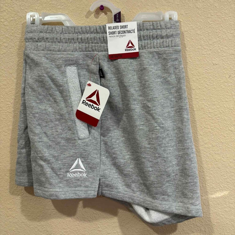 Women's XXL Reebok shorts NEW - Picture 1 of 1